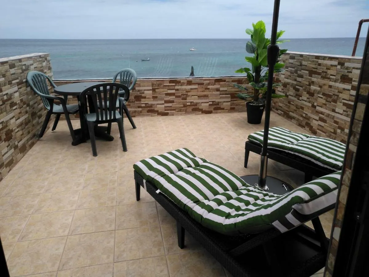 Casa Corina. Primera Linea De Mar Punta Mujeres 0*,  Spain