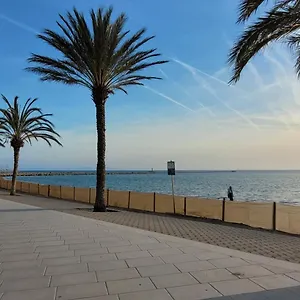 https://appartement-centre-de-rosas-marylin.topcostabravahotels.com